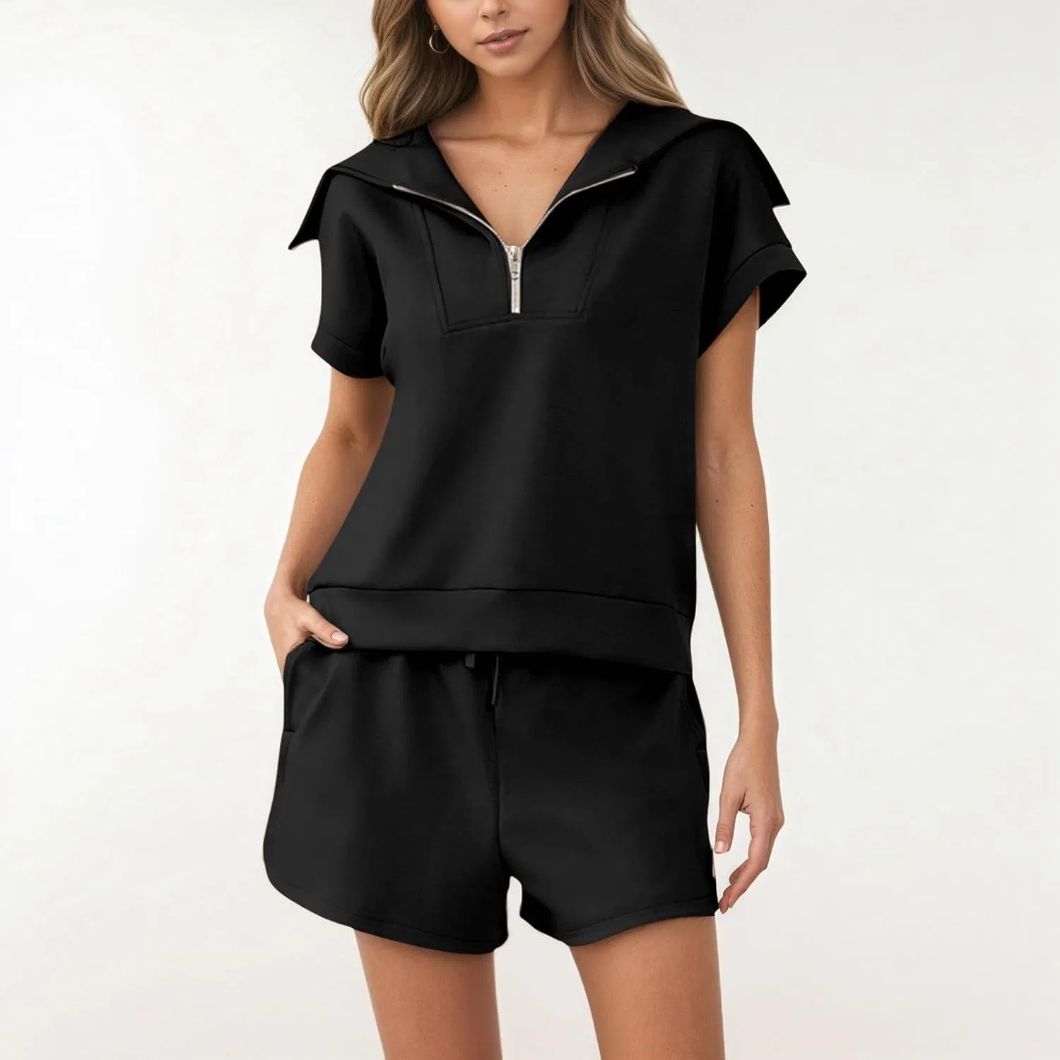 Женский спортивный костюм с топом поло и шортами, Generic, Black — фото 2