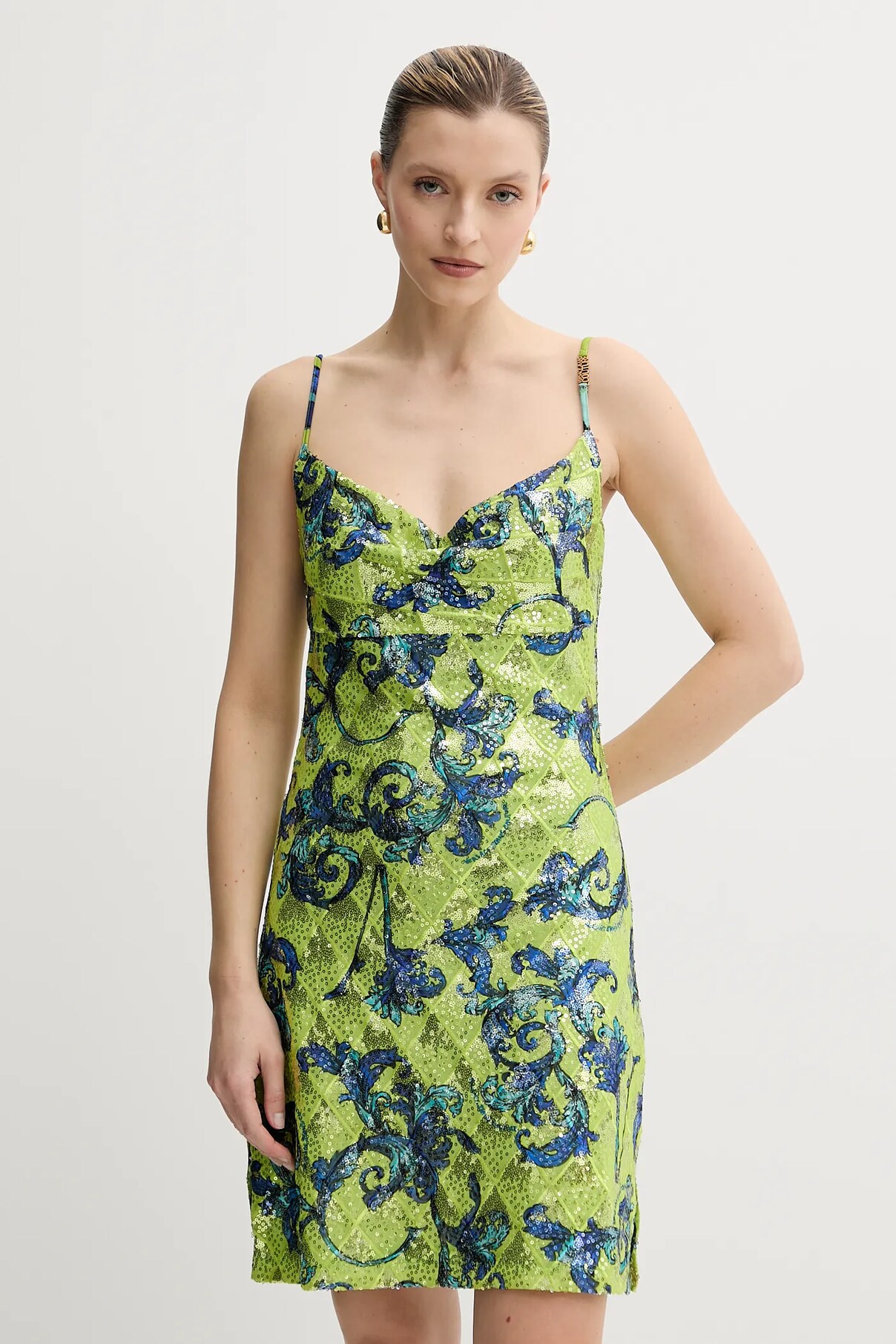 

Платье Versace Jeans Couture, зеленый