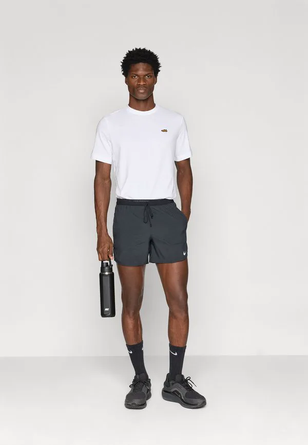 Футболка в стиле ретро для бега и спорта Nike Performance, White — фото 2