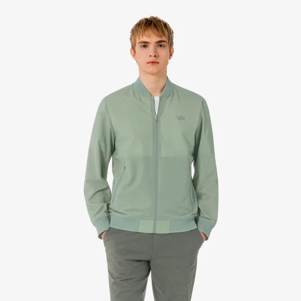 Мужской летний бомбер в стиле стадион хаки от Lacoste