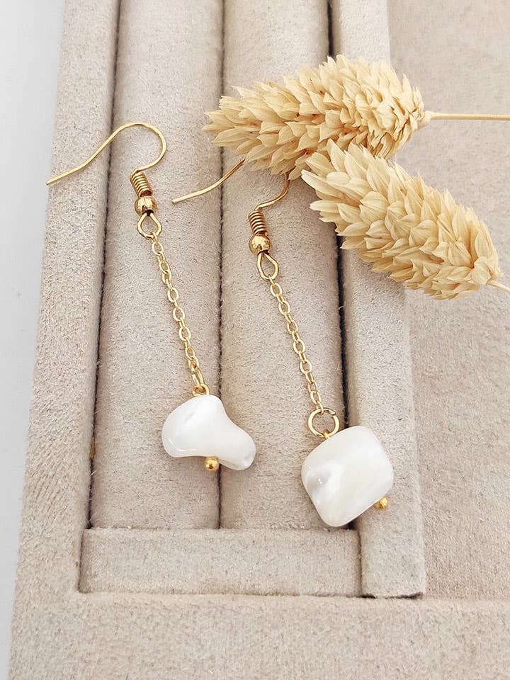 

Позолоченные серьги с перламутровыми вставками Nakkash