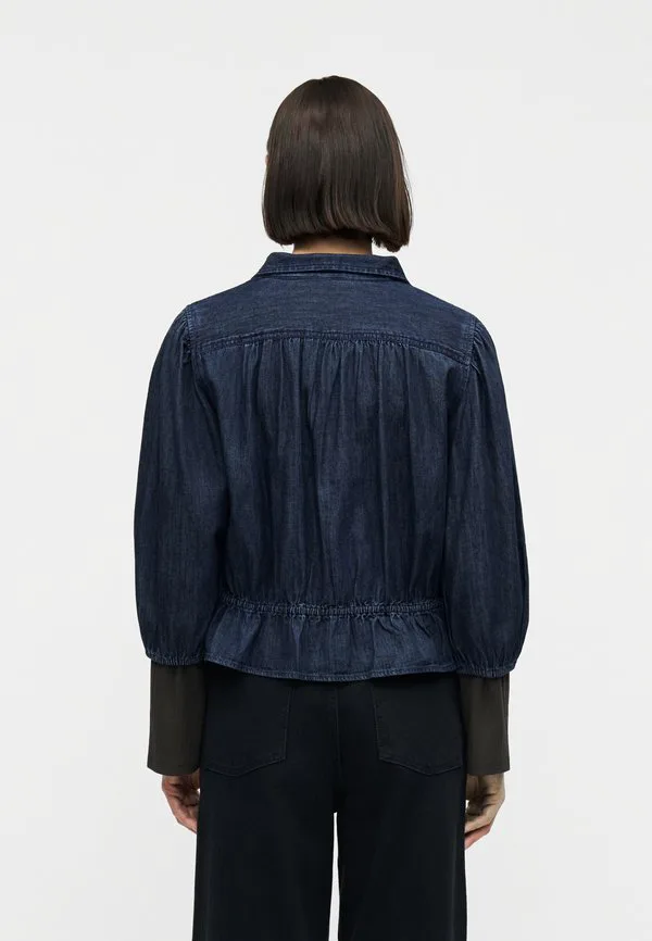 Рубашка с поясом на талии, блузка на пуговицах Gap, Dark Wash — фото 3