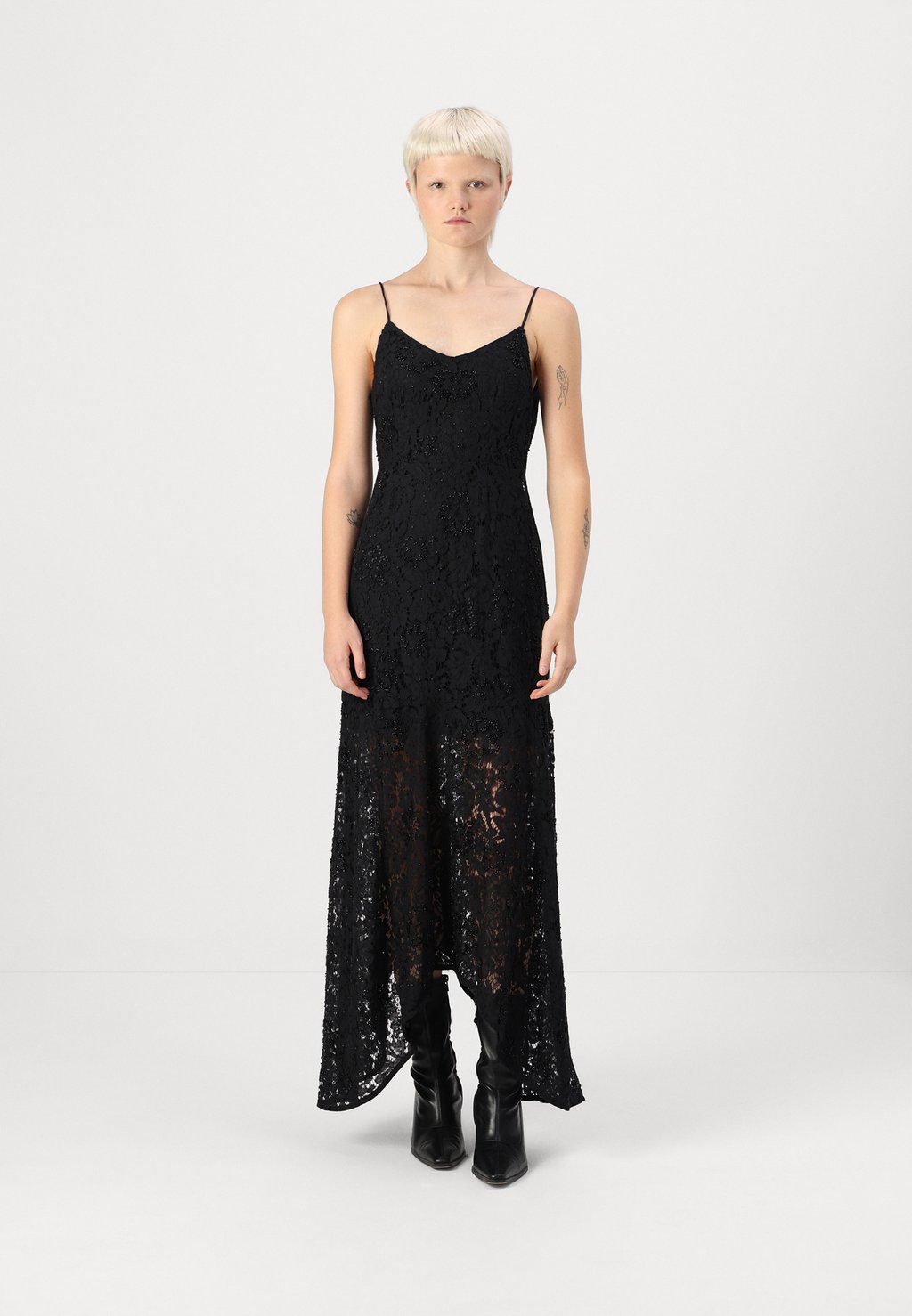 

Коктейльное платье / Вечернее платье SLFDEORA STRAP BEADED DRESS Selected Femme, черный