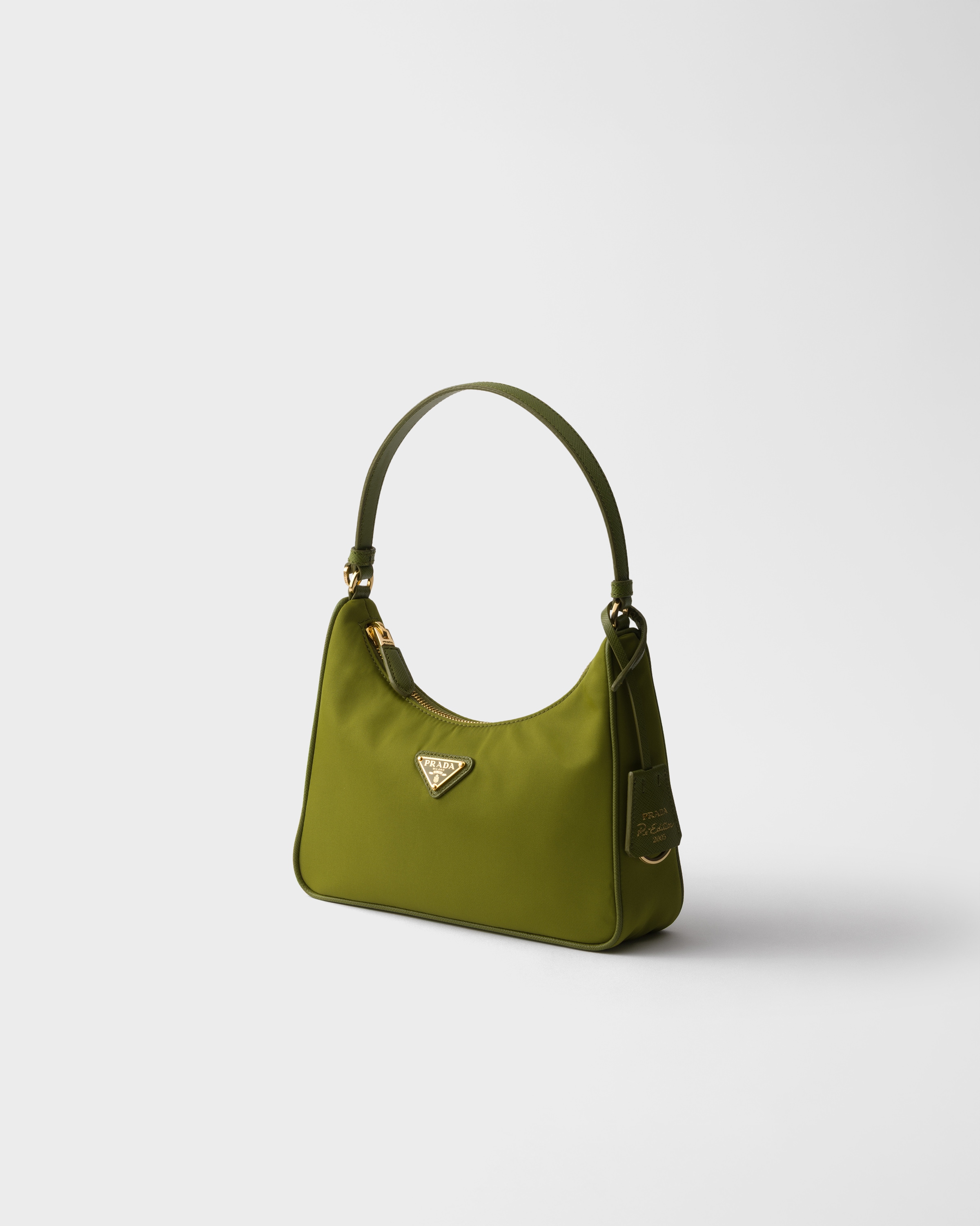 Мини-сумка Prada Re-Edition 2005 из Re-Nylon и сафьяновой кожи Prada, ивовый зеленый — фото 2