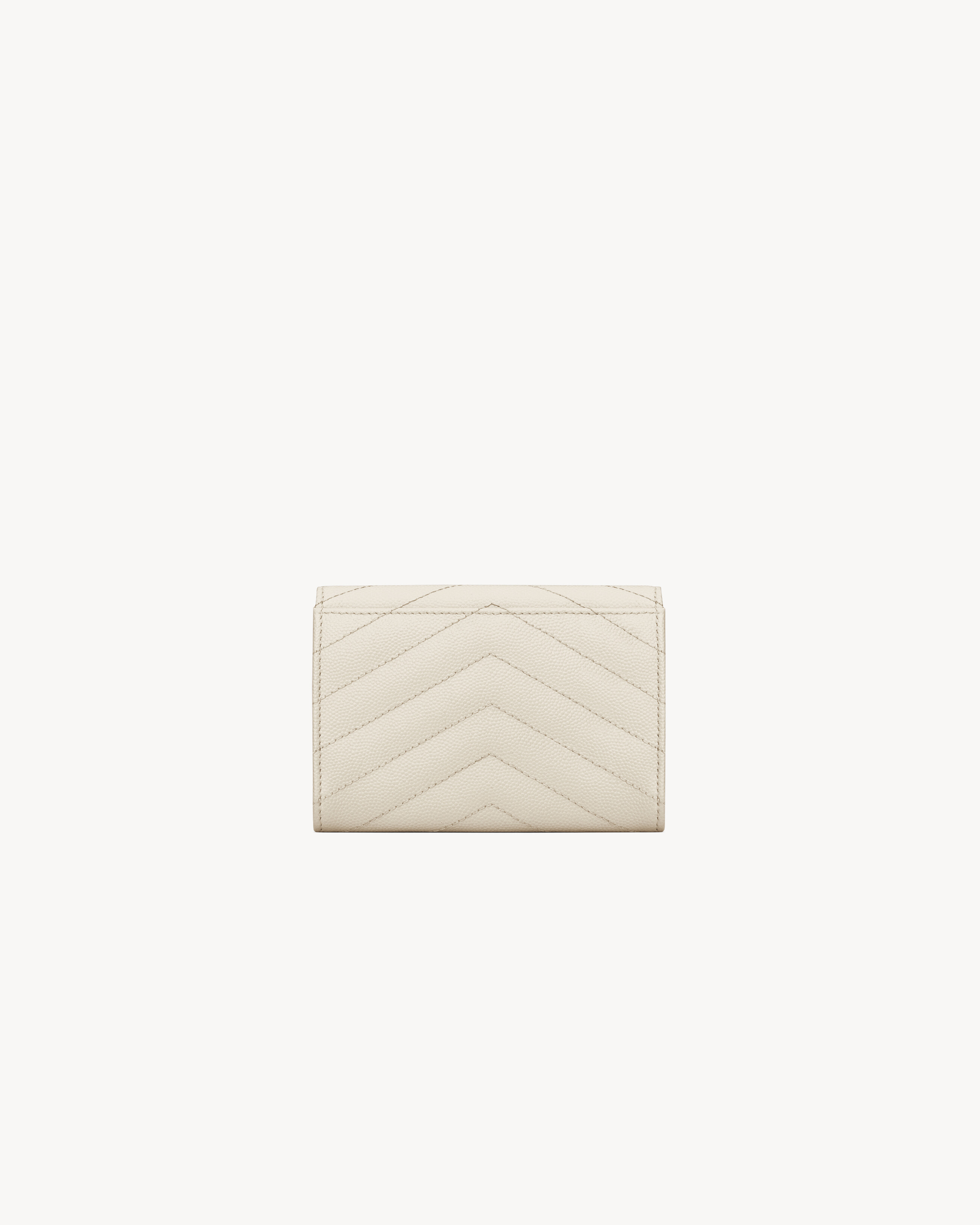 Маленький кошелек-конверт CASSANDRE MATELASSE из кожи Grain de Poudre Saint Laurent, белый — фото 2