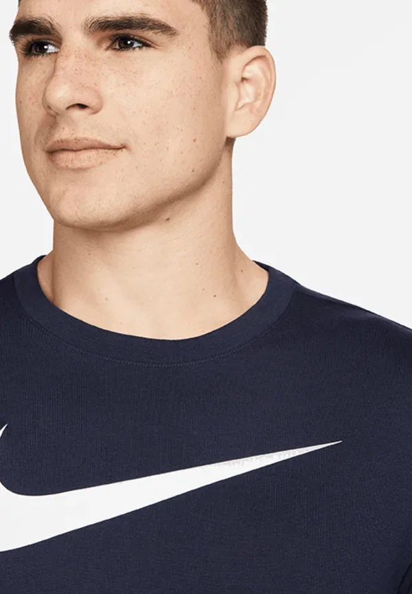 Футболка Nike Performance "dri fit park" print t-shirt, цвет обсидиан / белый — фото 2