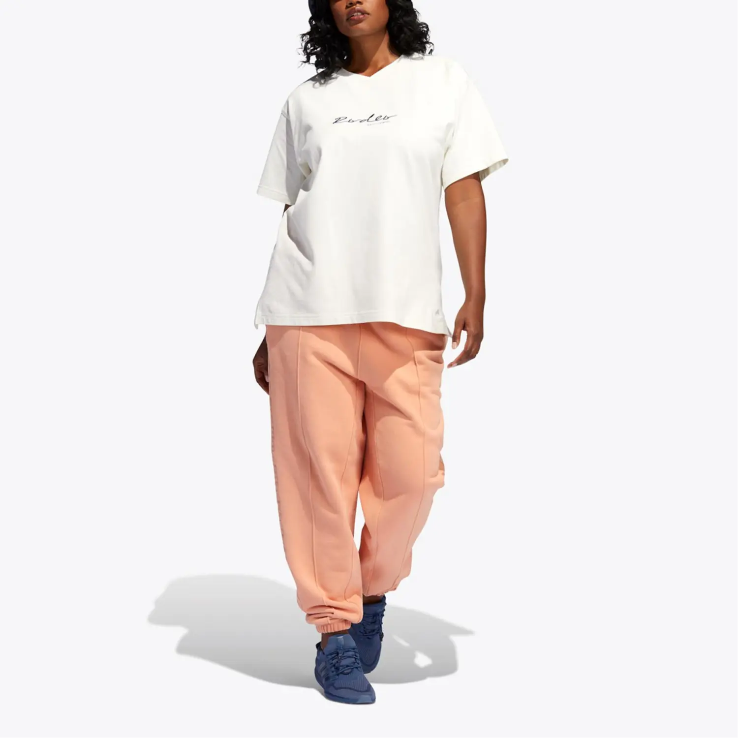 Футболка Ivy Park с принтом All Gender Adidas, серо-белая — фото 4
