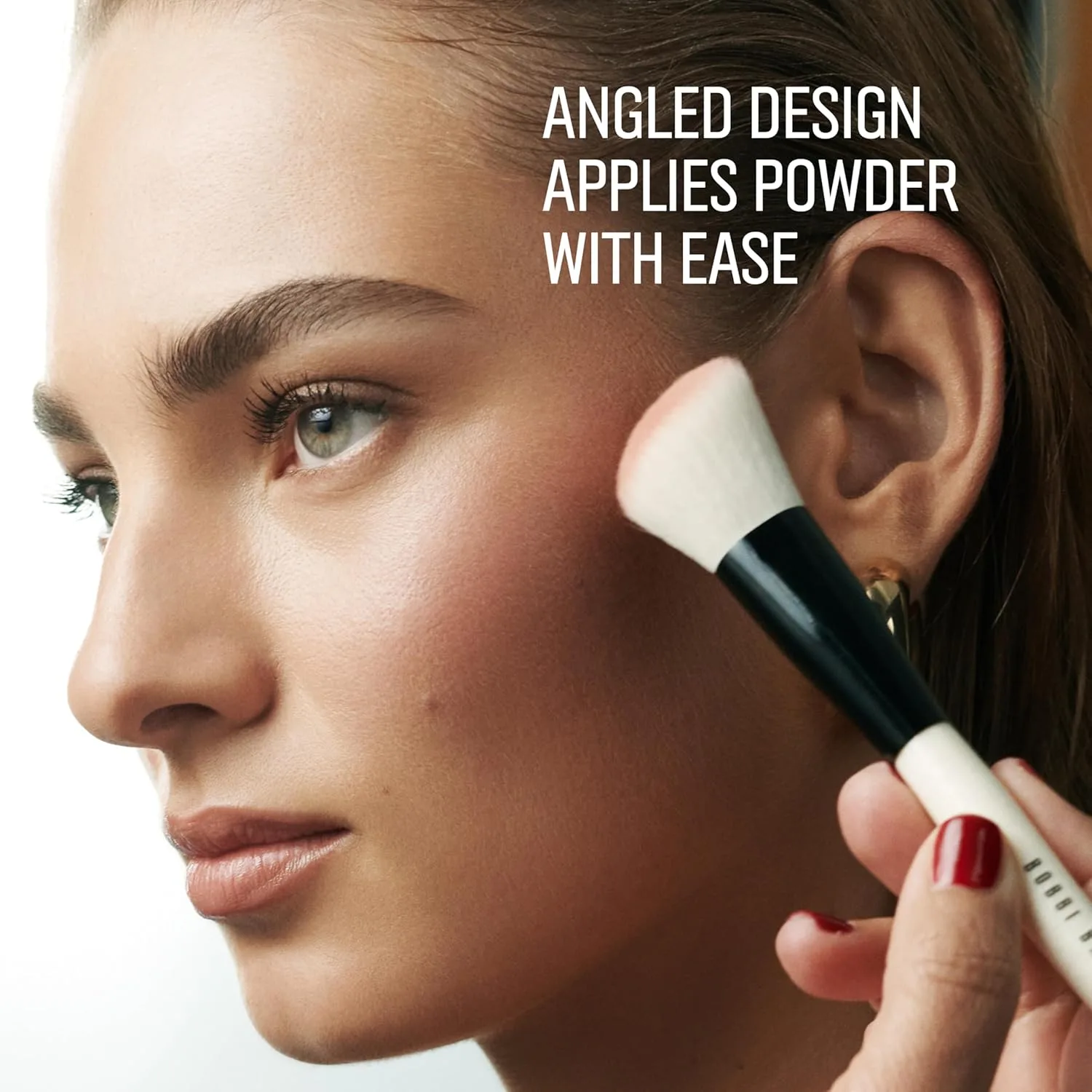 Кисть для румян и пудры Bobbi Brown | Многофункциональные кисти для растушевки румян, бронзера или пудры для безупречного нанесения., Multicolor — фото 2