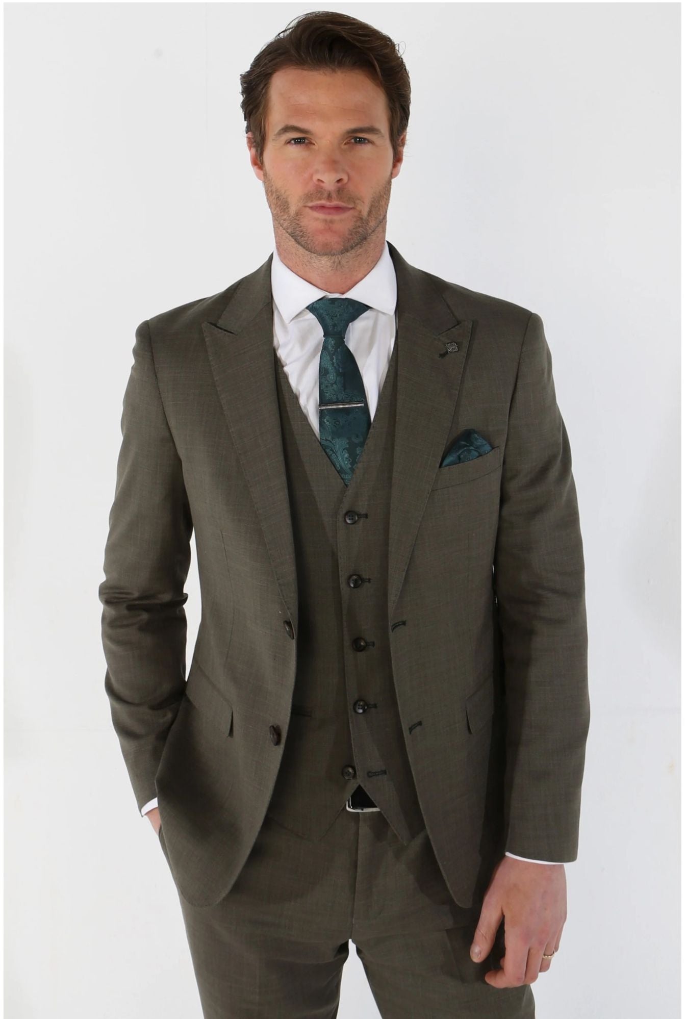 

Костюм-тройка Kurt Tailored Fit Paul Andrew