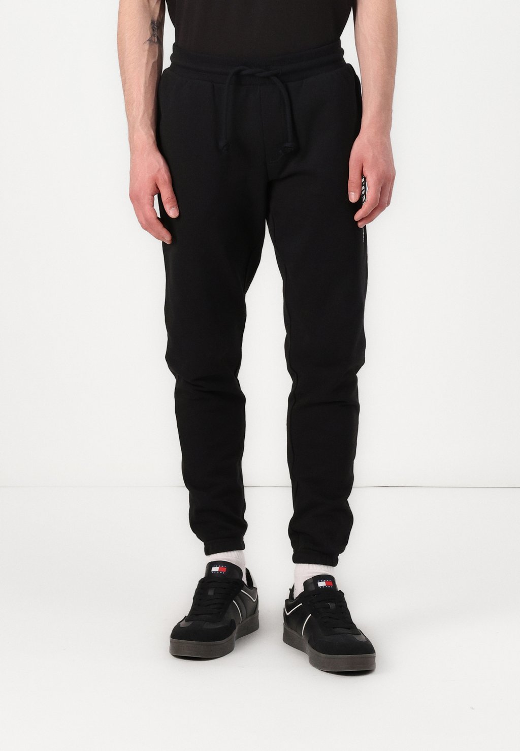 

Спортивные штаны SLIM PANT Tommy Jeans, черный