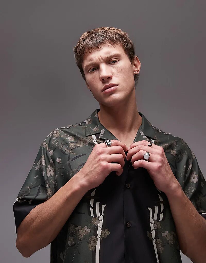

Рубашка с короткими рукавами из атласа с принтом темно-зеленого цвета Topman