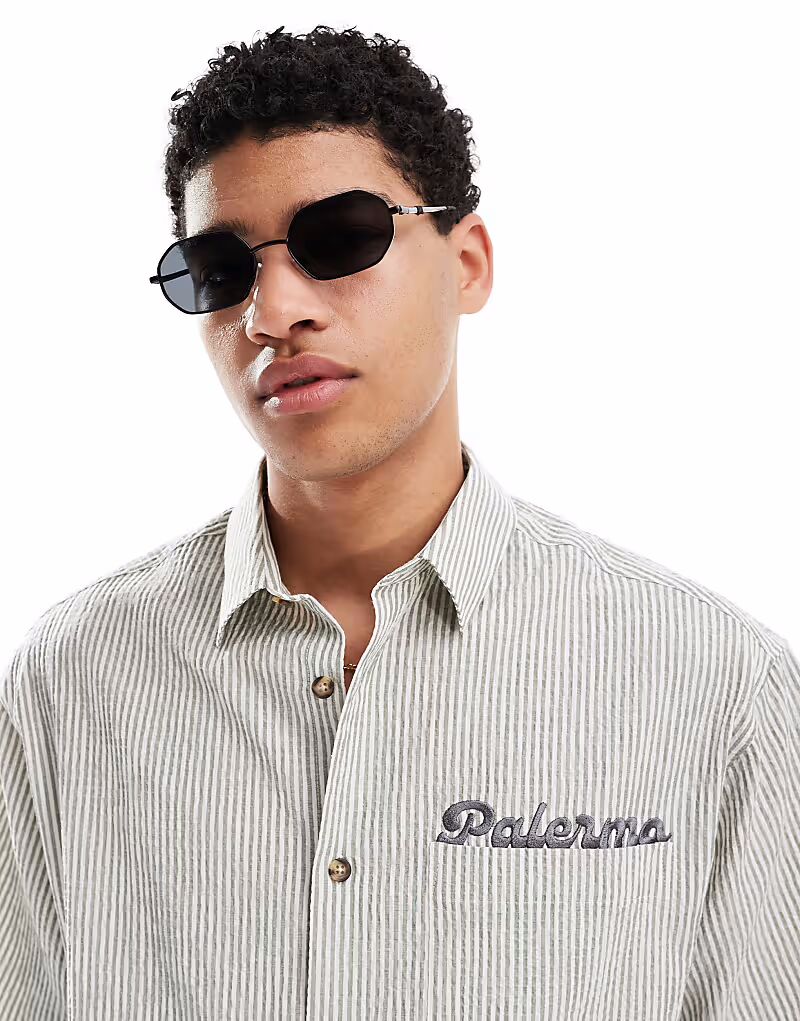 

Солнцезащитные очки Pull&Bear в металлической оправе черного цвета