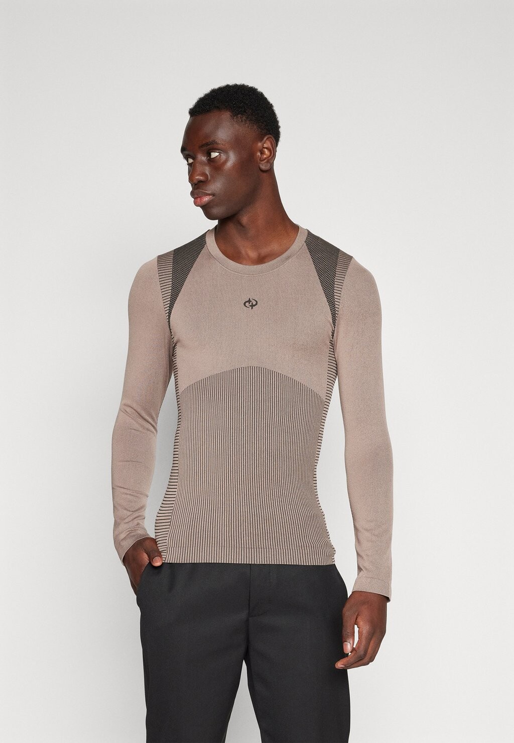 

Футболка с длинными рукавами Long Sleeve Sports Top With Zip Unisex YOURTURN, цвет tan
