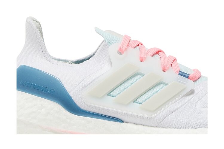 Кроссовки Adidas Wmns UltraBoost 22, белый — фото 2