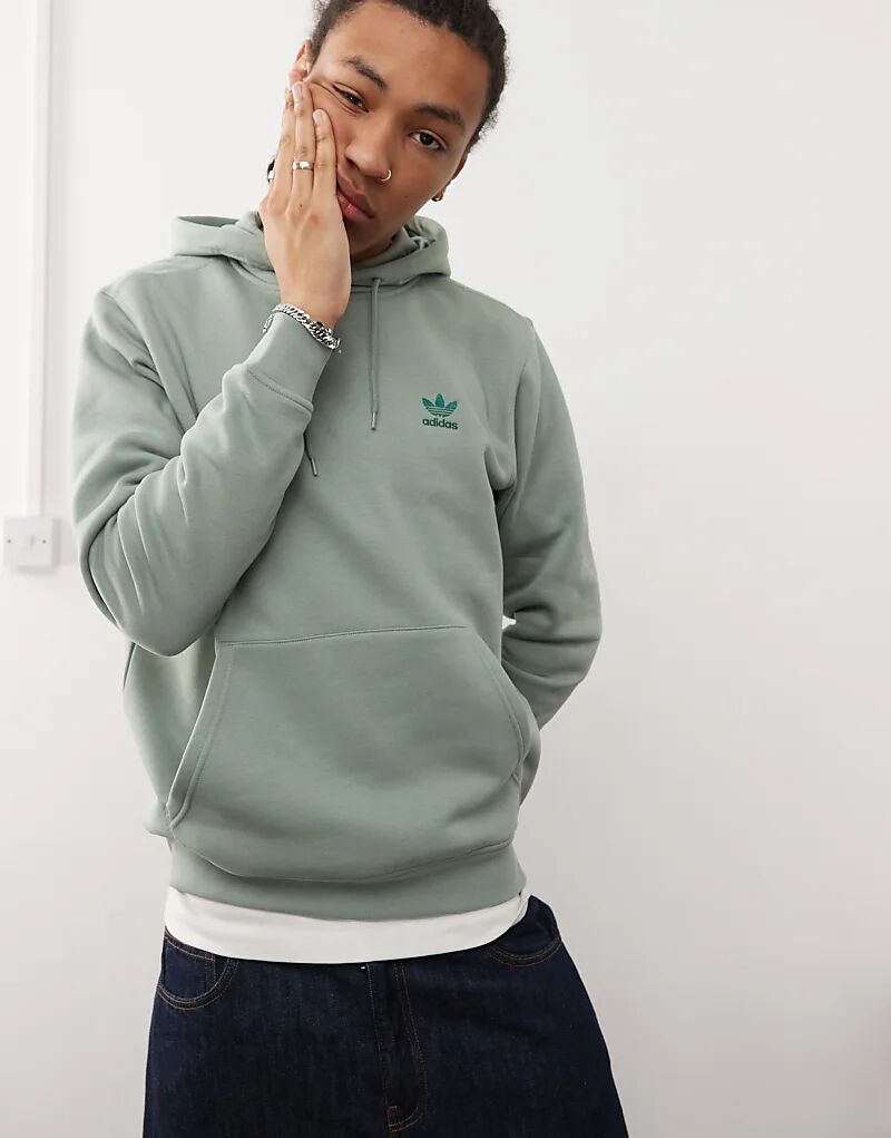 

Худи adidas Originals Trefoil Essentials зеленого цвета