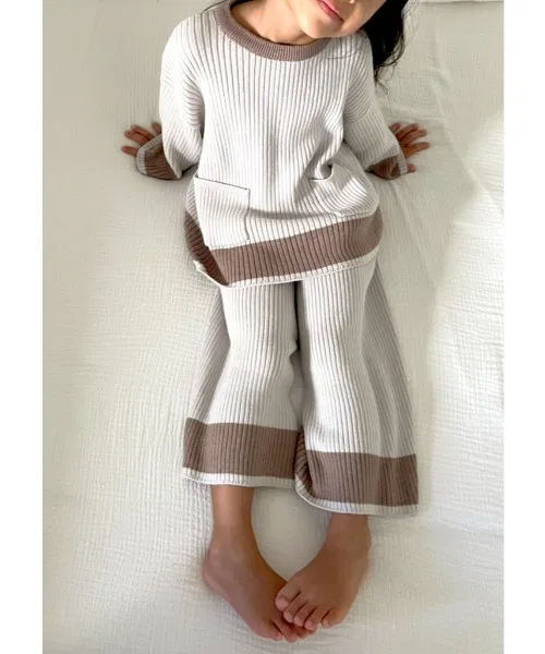 Комплект детской пижамы Contrast Rib Knit Top & Wide Pants Set, бежевый — фото 2