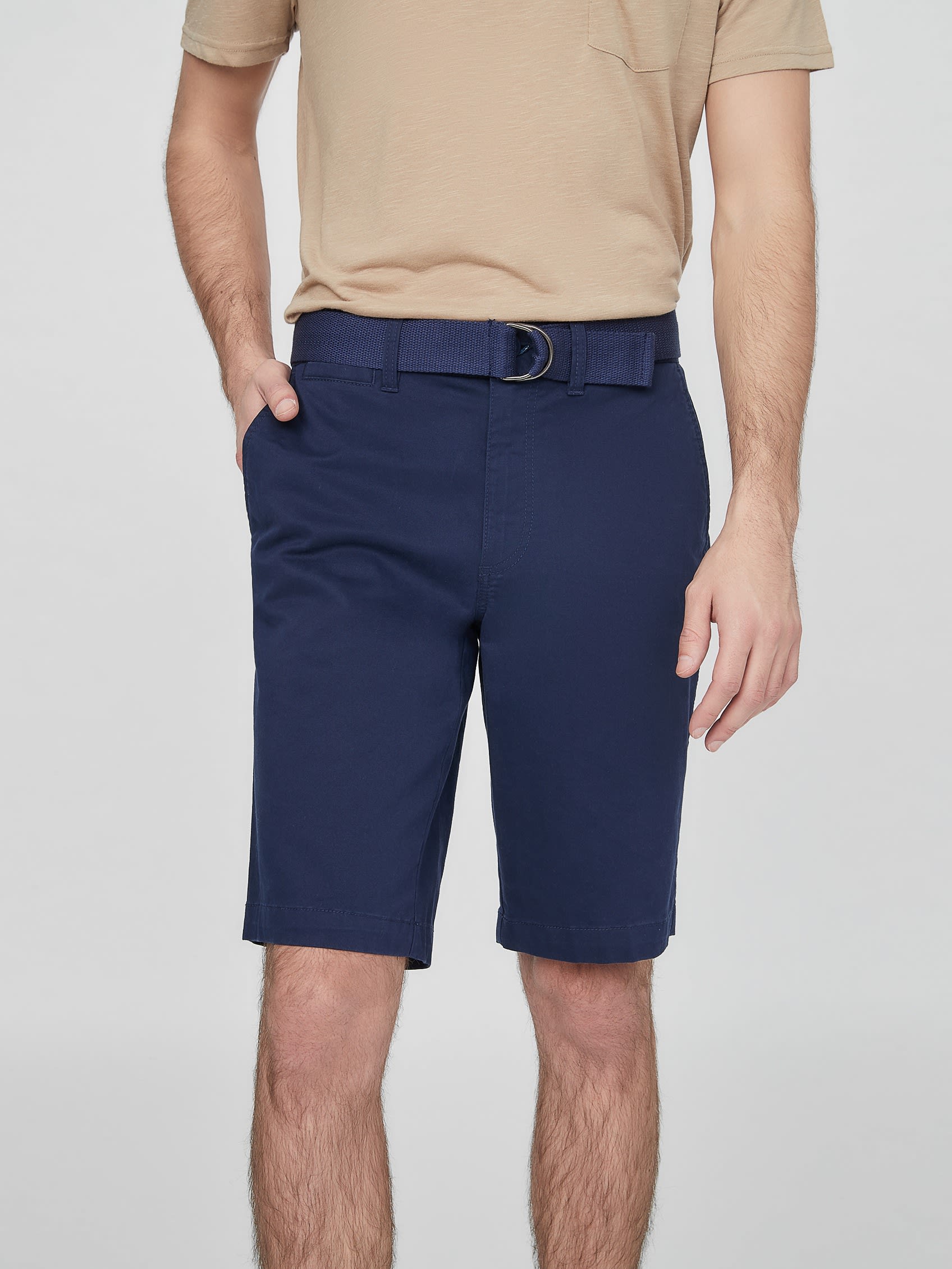 

Шорты Abel Stretch Flat-Front Guess Factory, цвет nocturnal navy