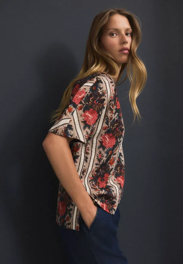 Блузка прямого кроя с текстурированной поверхностью Next, Red Multi Floral Tapestry Stripe — фото 4