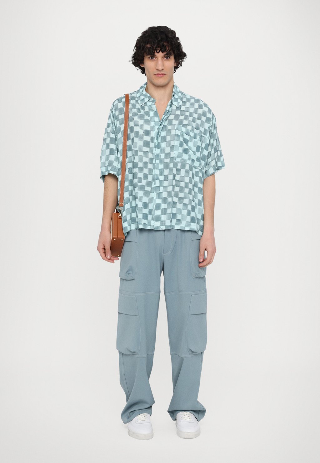 

Рубашка CHESS CROPPED SHIRT OVERSIZE UNISEX - Button-down blouse Bonsai, синий