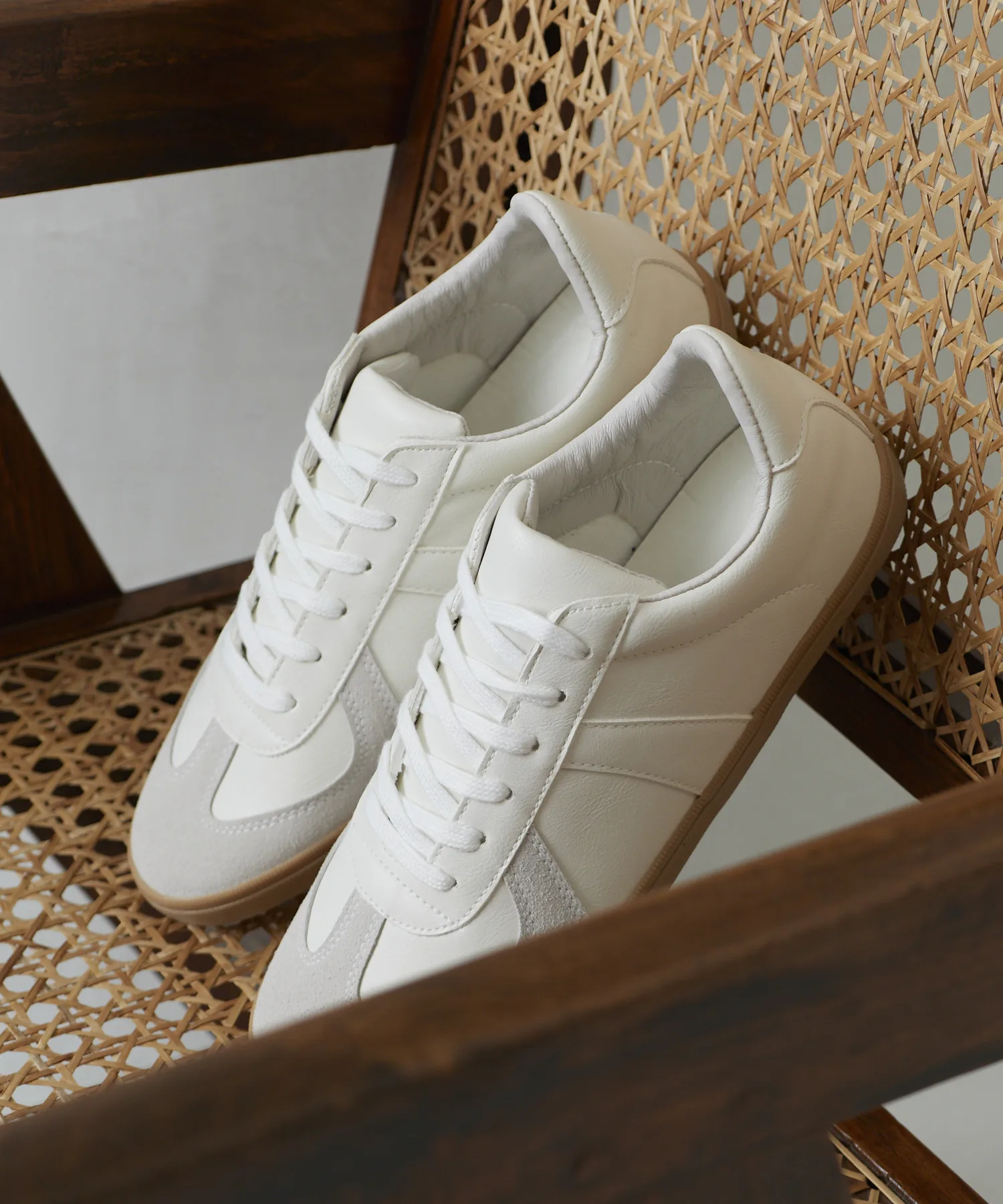 Унисекс кроссовки FREAK'S STORE MILITARY TRAINER белые — фото 2
