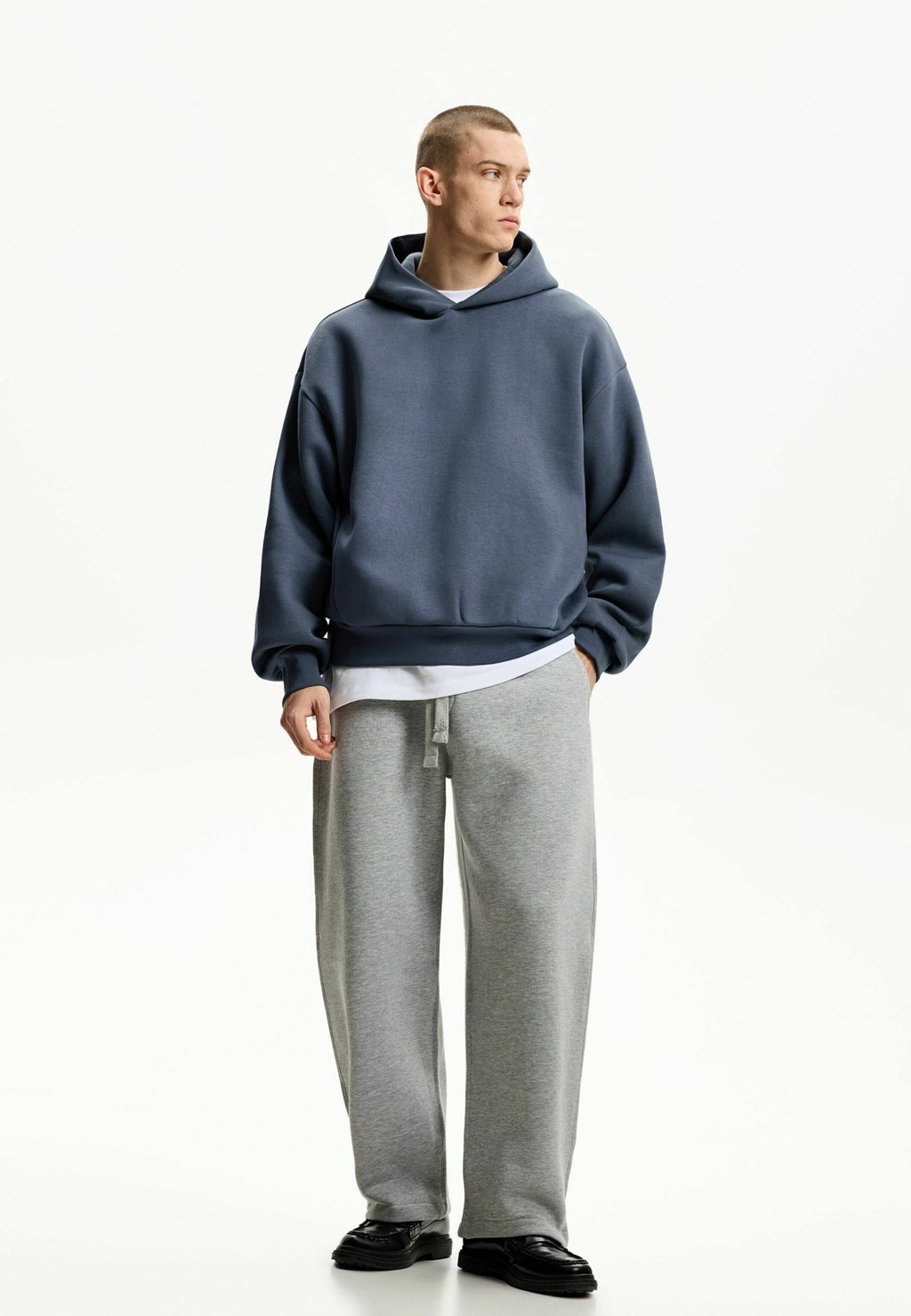 

Толстовка с капюшоном Bershka, синий