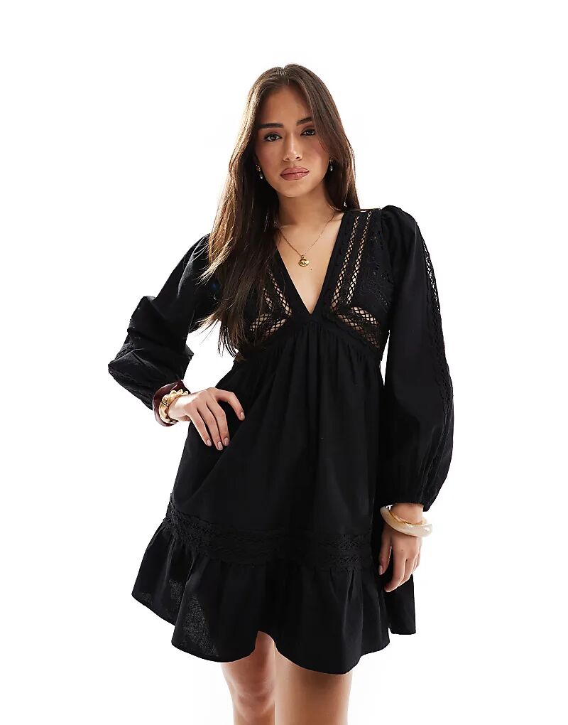 

Мини-платье Miss Selfridge с вырезом и рабочими деталями