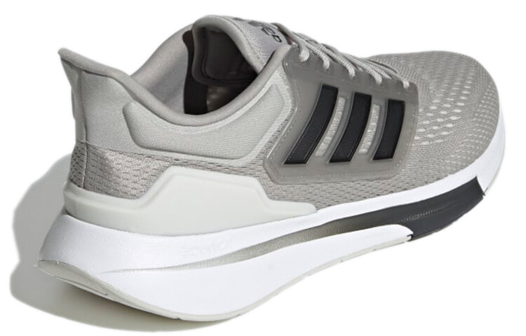Мужские беговые кроссовки Adidas EQ21 Run, серый — фото 3