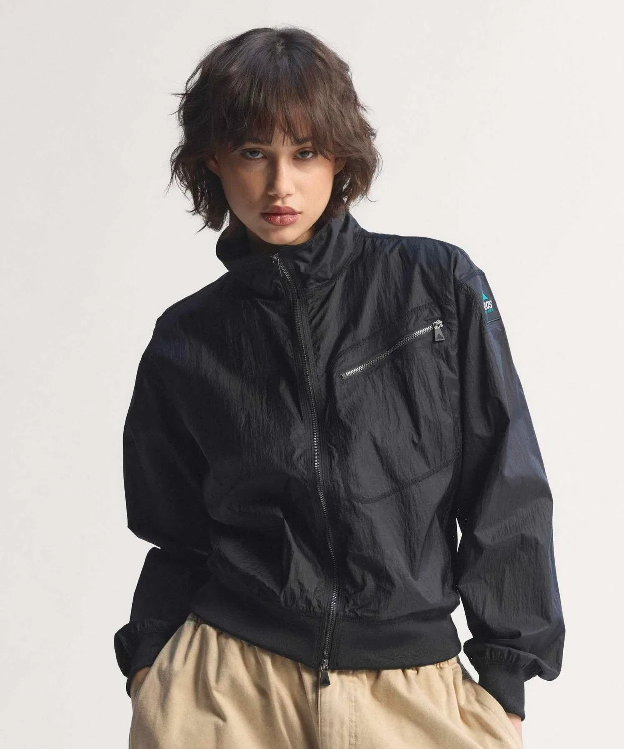 Трек-топ на молнии Slim Fit Adidas Originals EQT из нейлона, чёрный