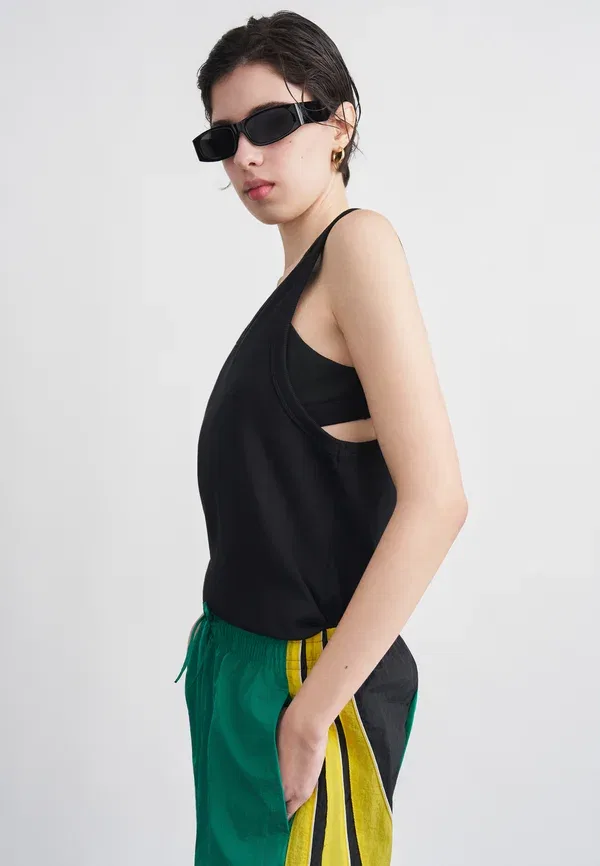 Спортивные штаны Adidas Originals Santiago, ярко-зеленый