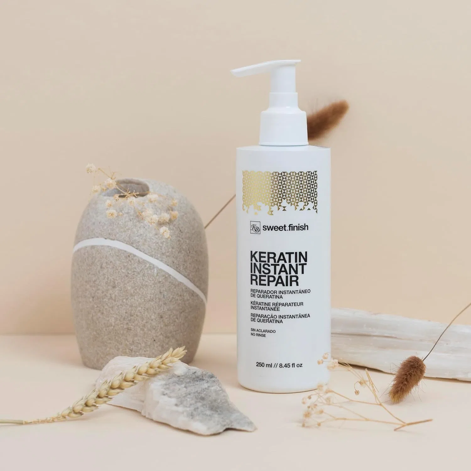 Несмываемый кератиновый восстанавливающий спрей «Sweet Finish Keratin Instant Repair» 250 мл от K89 K89 Hair Expert — фото 3