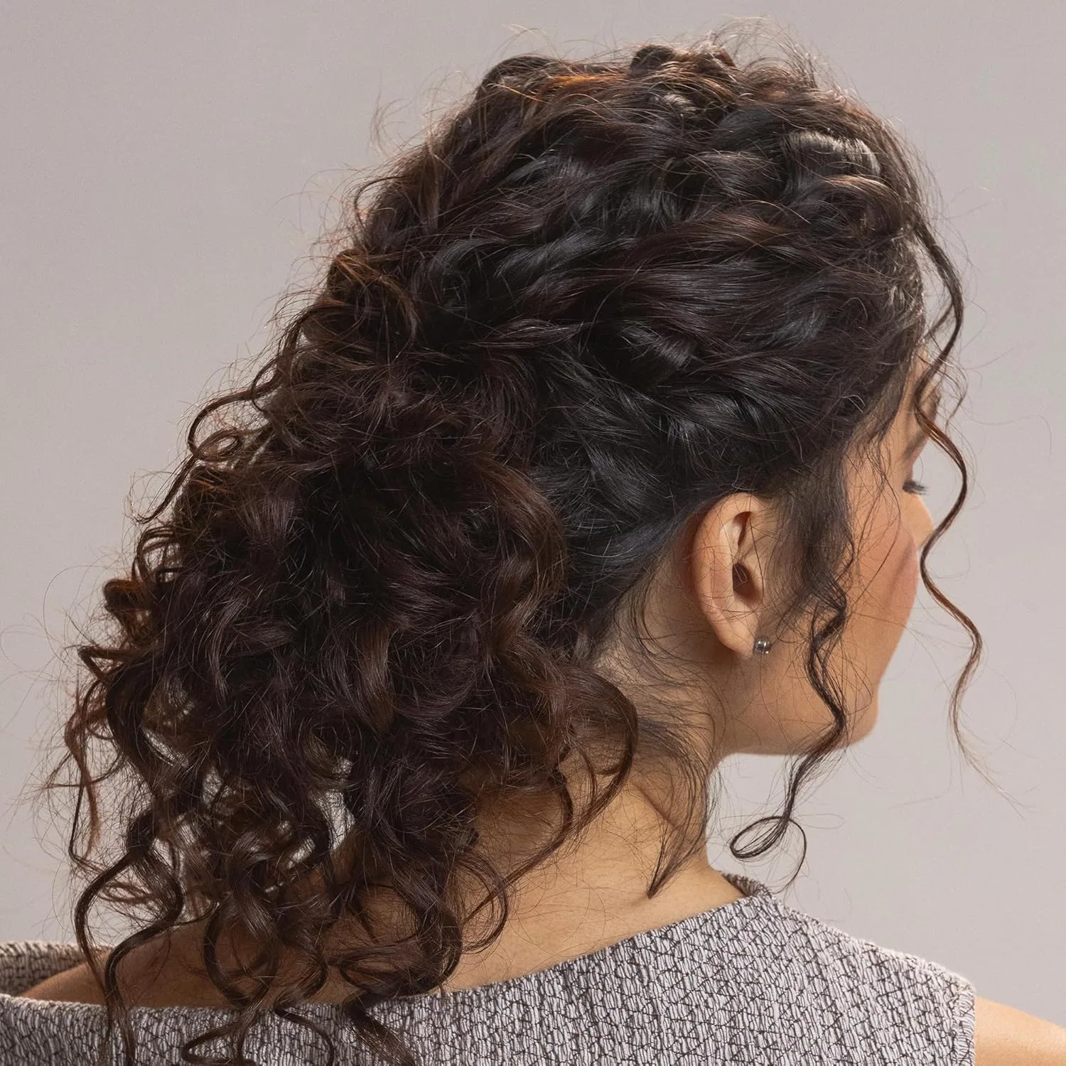Крем-спрей для укладки кудрявых волос «Ultra Hydrating Curl Leave-In Cream» от Kristin Ess Kristin Ess — фото 4
