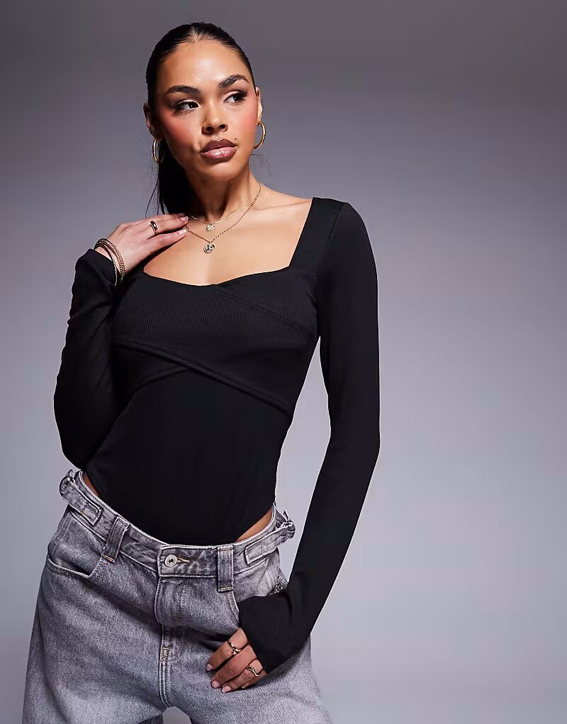 

Боди ASOS DESIGN черного цвета с перекрещивающимися деталями спереди