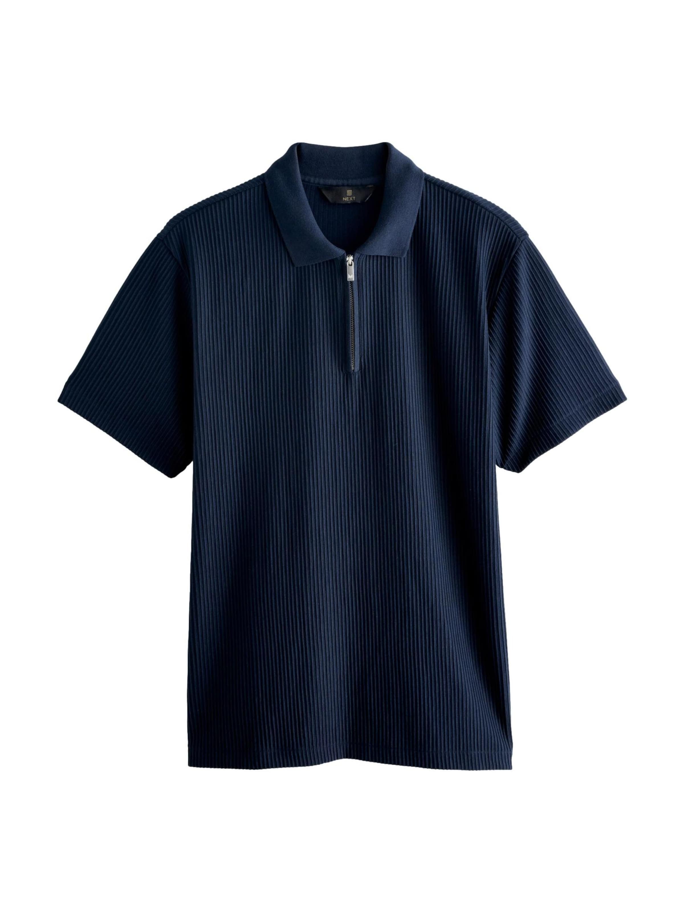 

Next Поло в цвете Navy