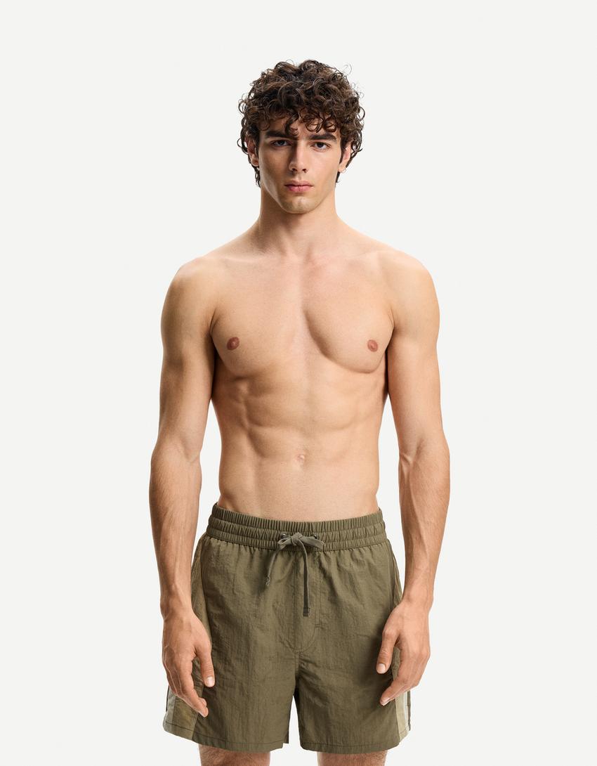 

Плавки свободного кроя Bershka, хаки