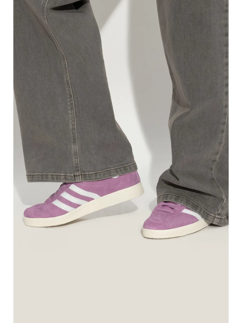 Кроссовки Gazelle Decon adidas, розовый — фото 2