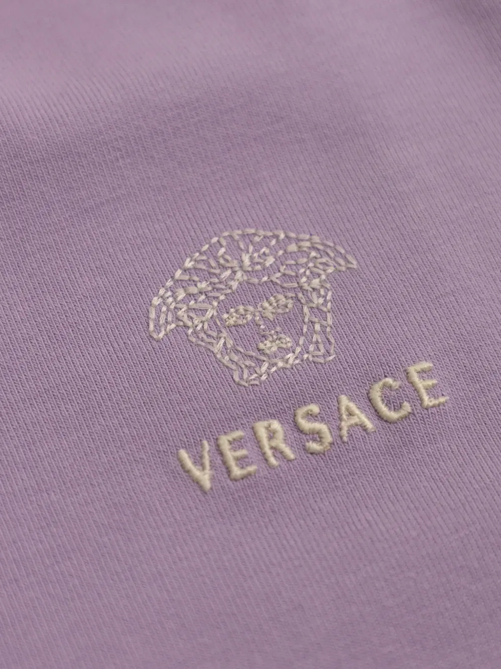 Футболка с вышивкой Medusa Versace Kids, фиолетовый — фото 4