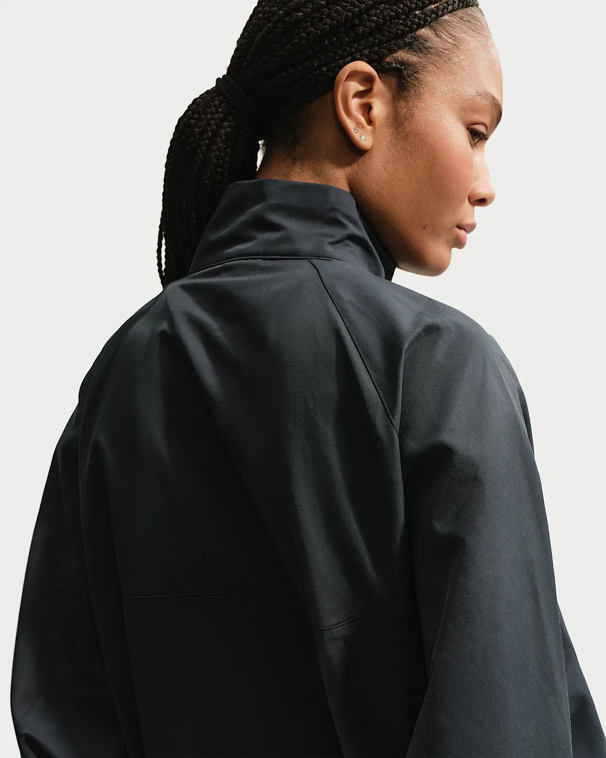 Женская оверсайз куртка Nike Sportswear с 1/4-застежкой, Black/Black/Chalk — фото 2