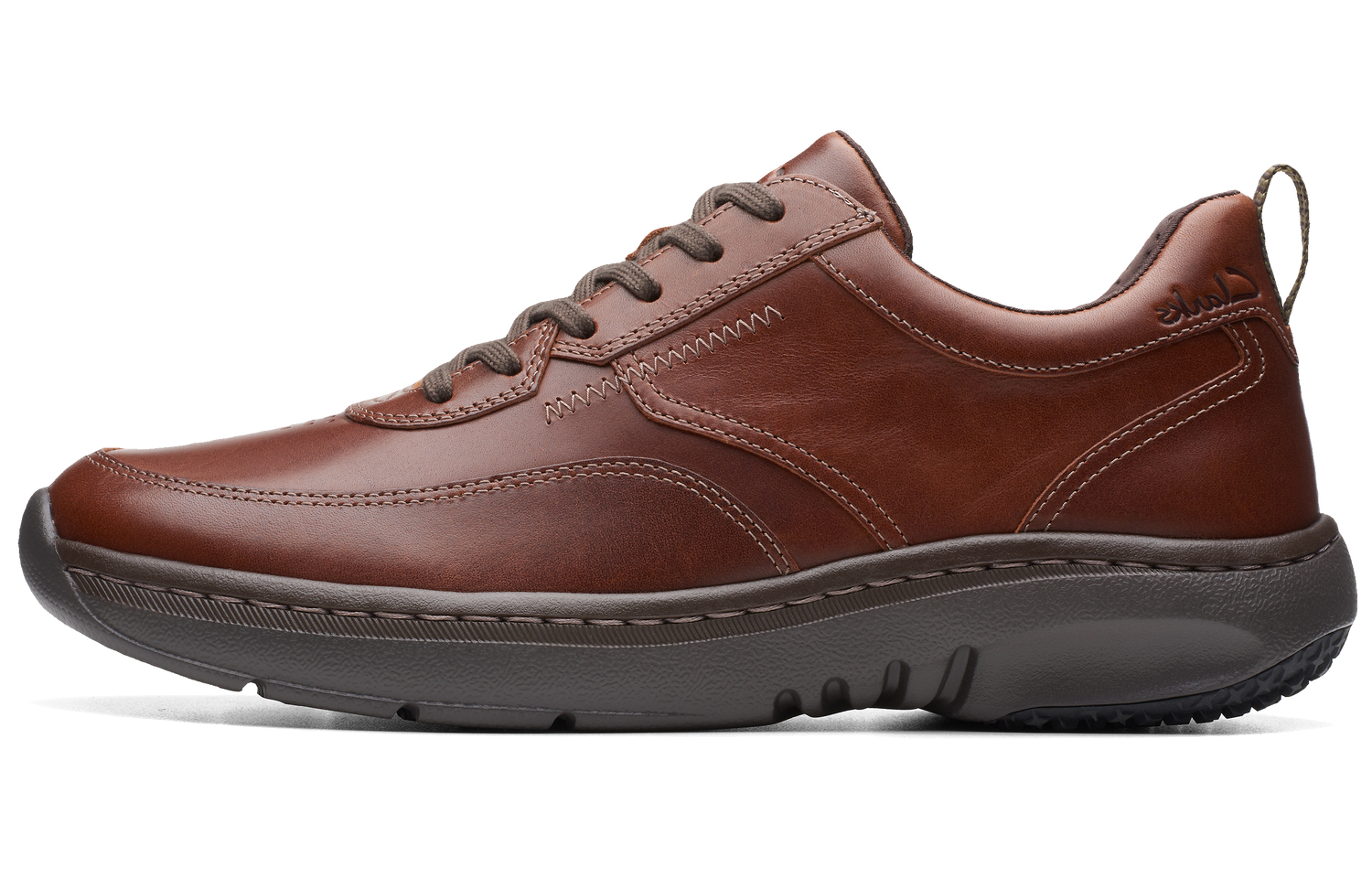 

Коллекция Artisan, дышащие и износостойкие низкие повседневные туфли для мужчин, темно-умбра Clarks, Dark Brown Umber 261751937