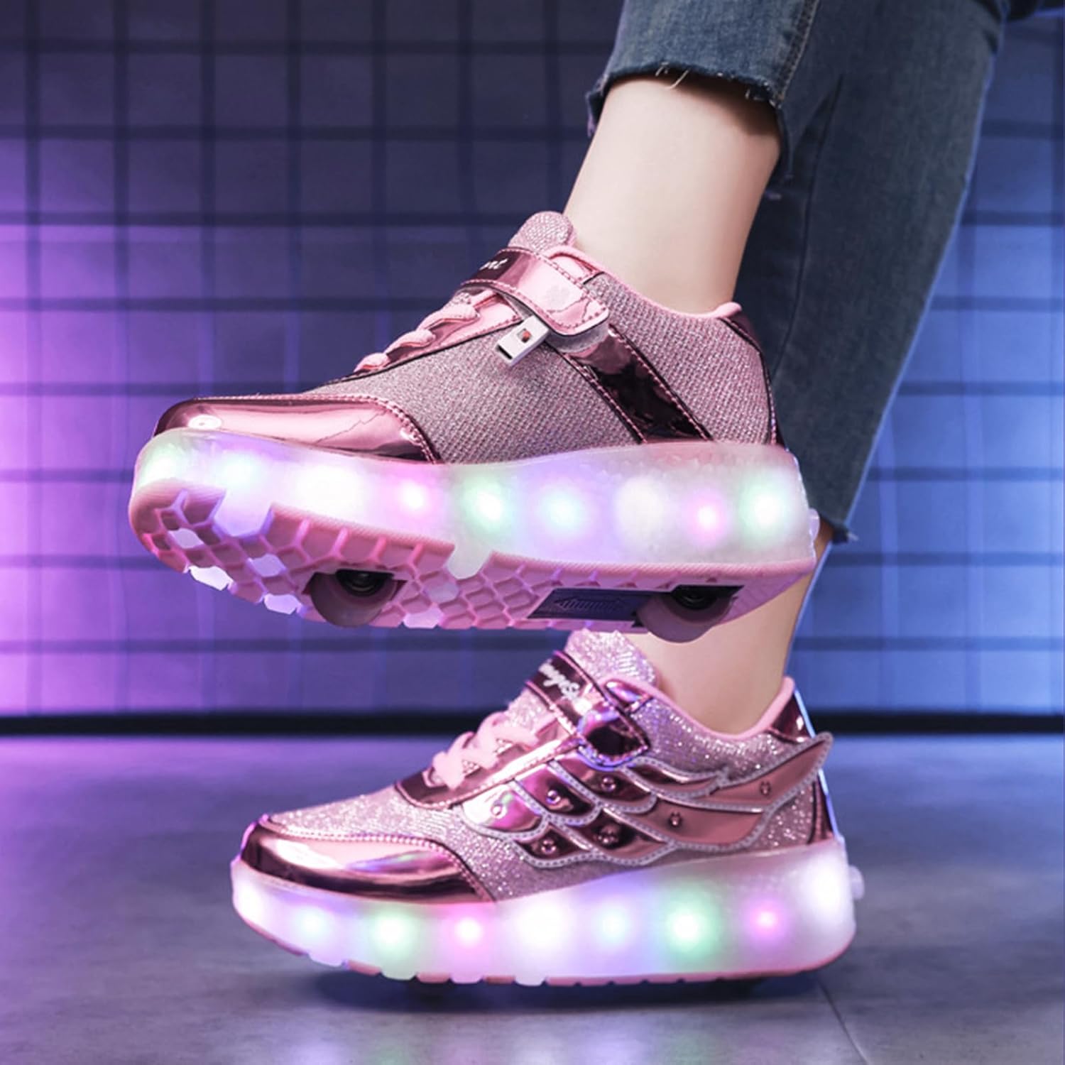 Детские роликовые кроссовки Aikuass с USB-подзарядкой и светящейся LED-подсветкой для мальчиков и девочек, розовый — фото 2