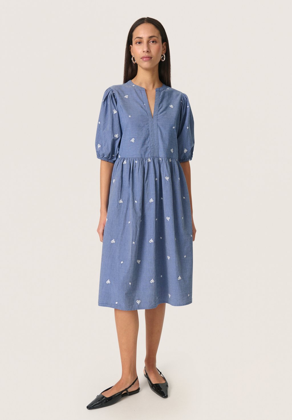 

Повседневное платье ELLY JOSIE Soaked in Luxury, цвет Medium Blue Denim