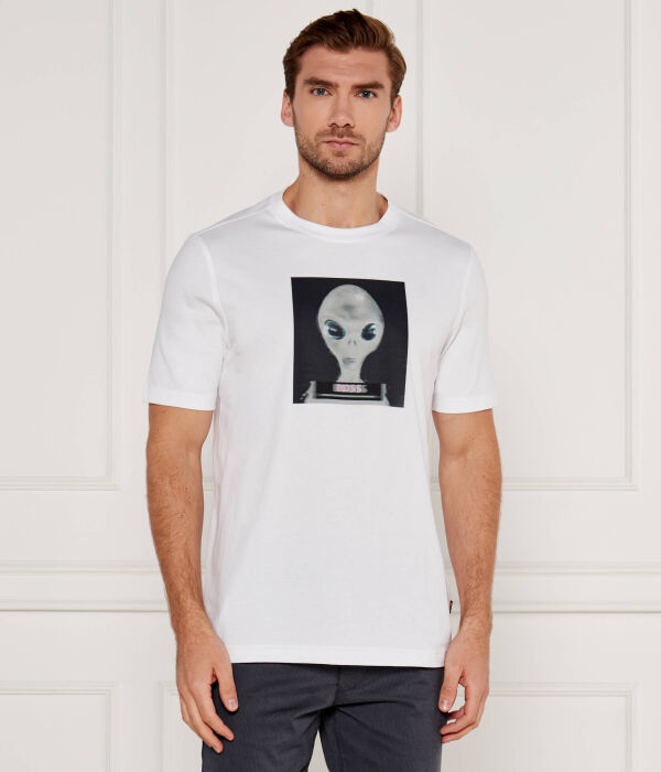 

Футболка Boss Orange Alien с изображением, белый
