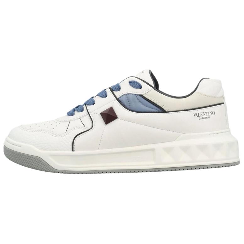 

Кроссовки Garavani One Stud Lace Up Valentino, White