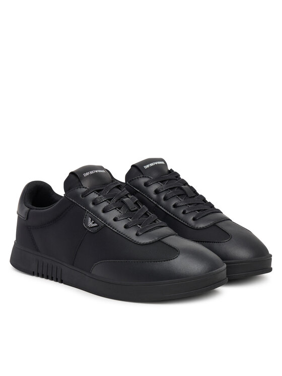 

Кроссовки EM003062 AF18210 UC001 Emporio Armani, черный