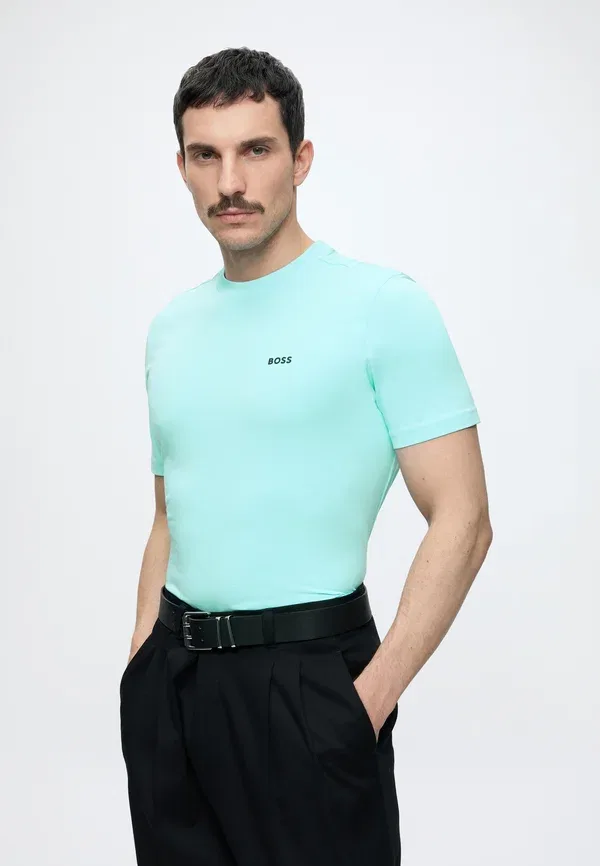 Футболка базовая Boss Tee, голубой — фото 4