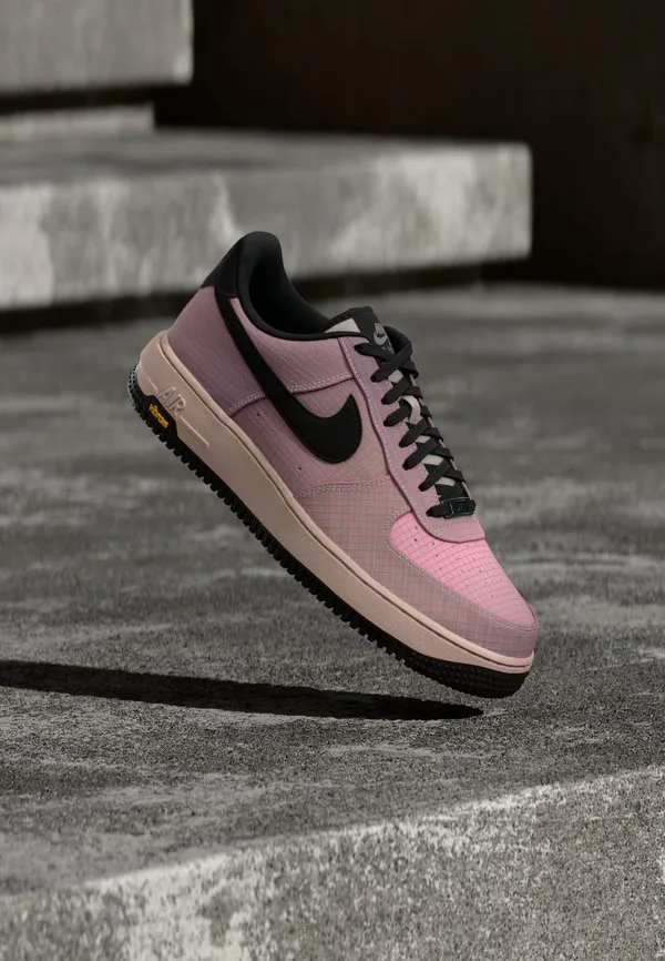 Кроссовки air force 1 '07 low lx vibram Nike Sportswear, Silt Red/Black/Light Violet Ore/Speed Yellow