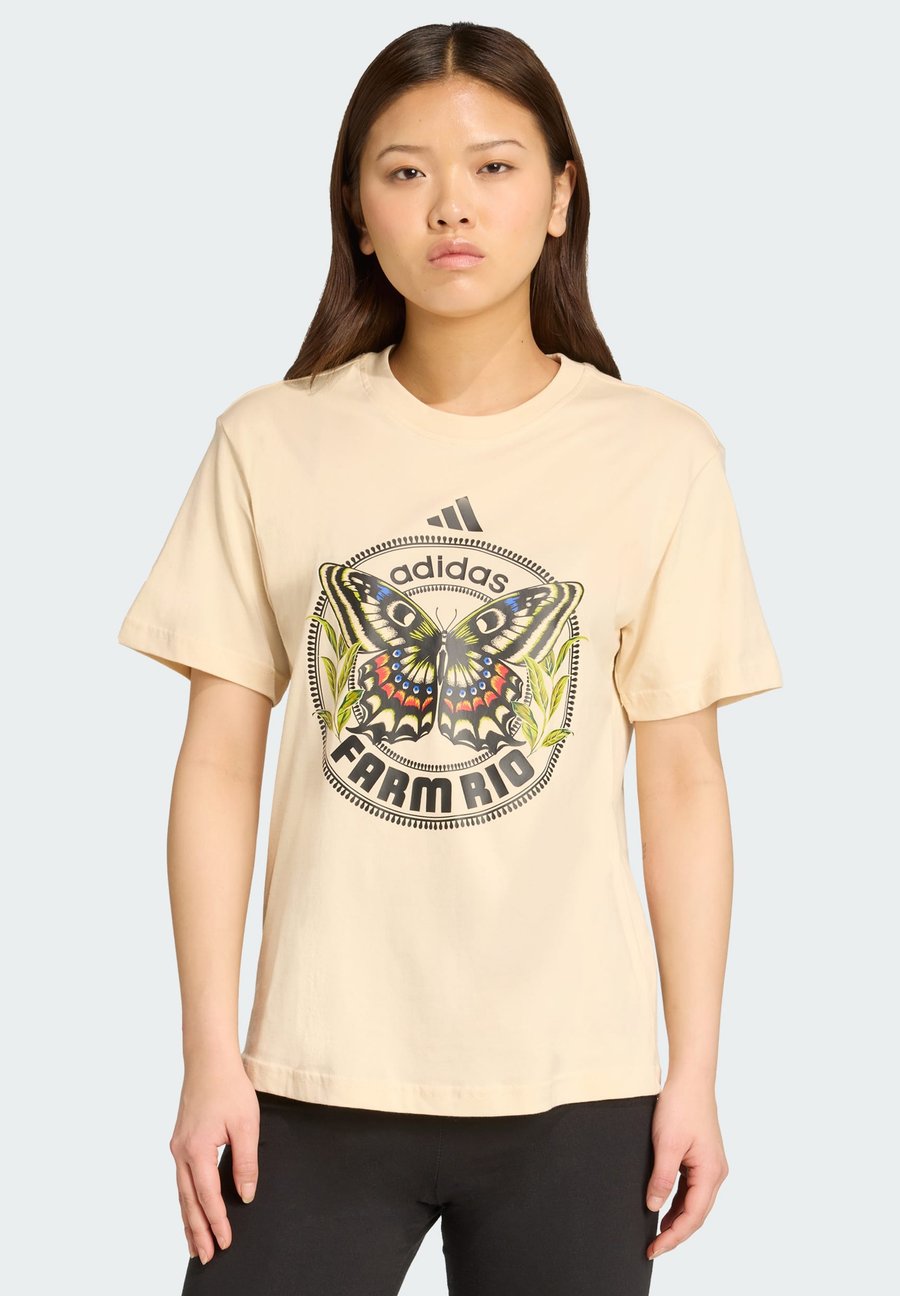 

Футболка Adidas Sportswear FARM GFX, Sand Strata/Sand, Бежевый, Футболка Adidas Sportswear FARM GFX, Sand Strata/Sand