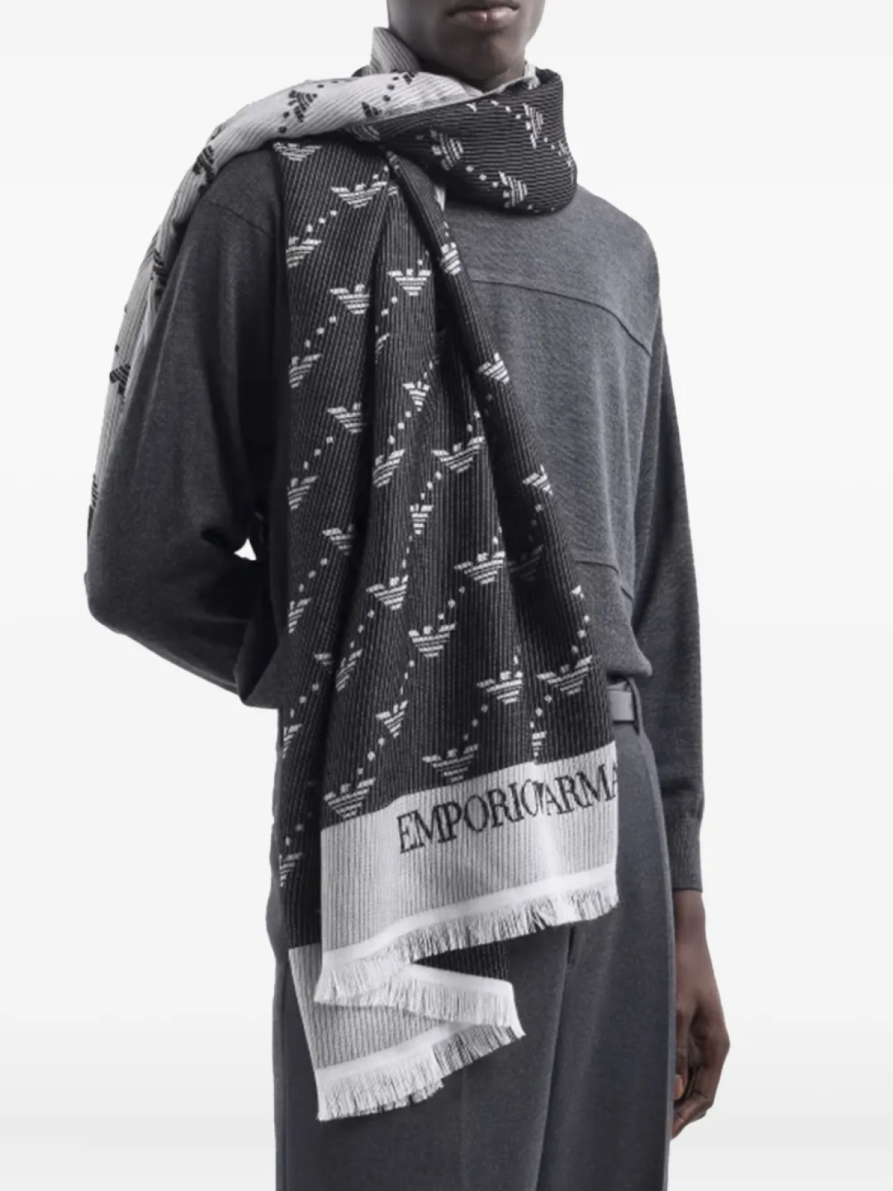 

Жаккардовый шарф с логотипом орла Emporio Armani, черный