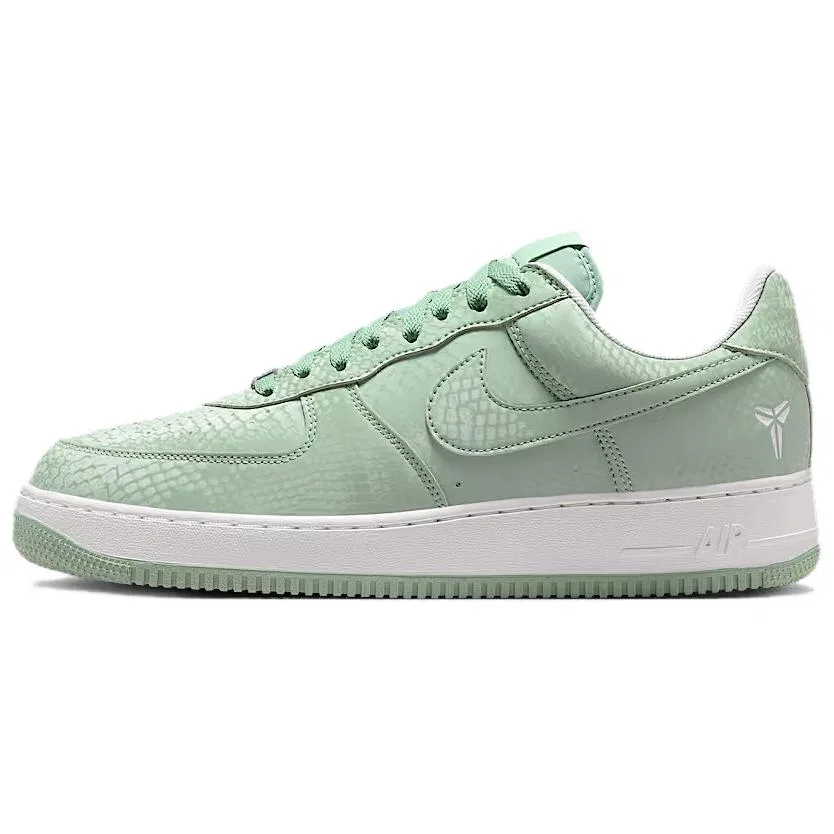 Кроссовки скейтбордические Nike Air Force 1 Low Light Green