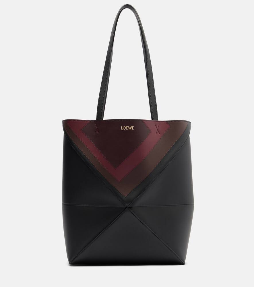 

Сумка-тоут Albers Puzzle Fold Medium из кожи Loewe, Black/Burgundy