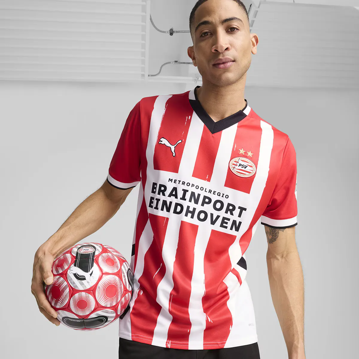 

Мужская 1-я экипировка PSV Eindhoven 2024-2025 Puma футболка, красный